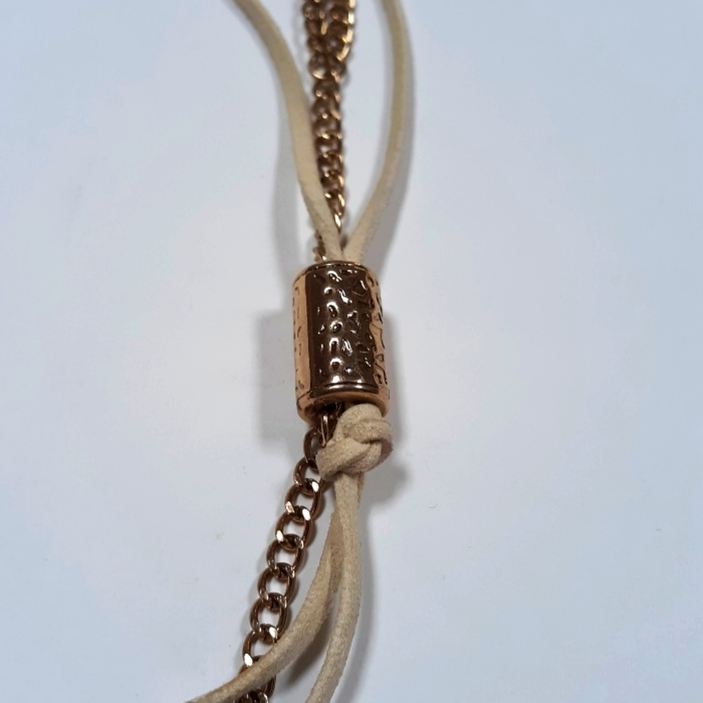 Necklace - Picture 3 of 4